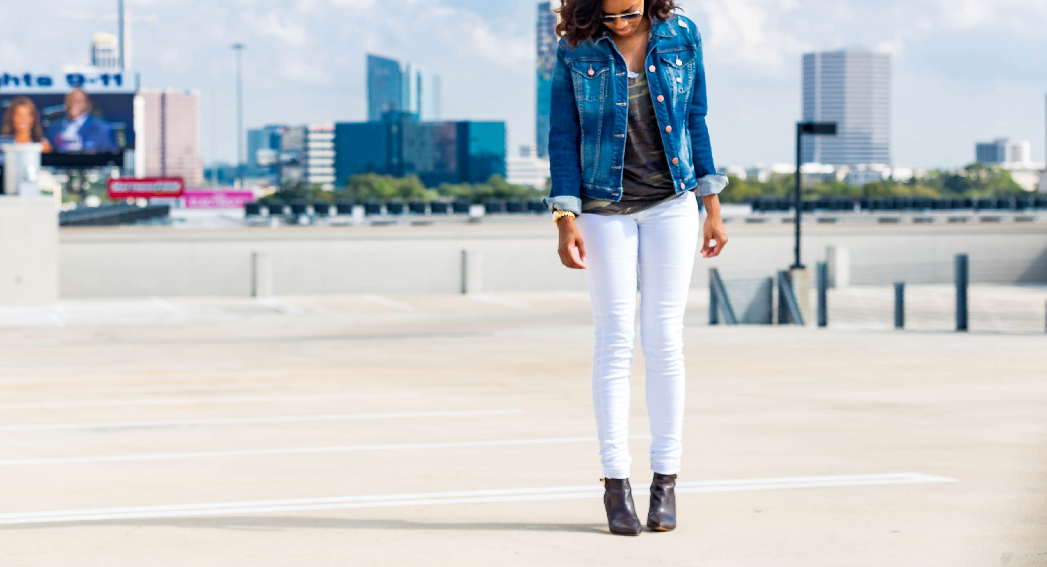 white pants casual outfit