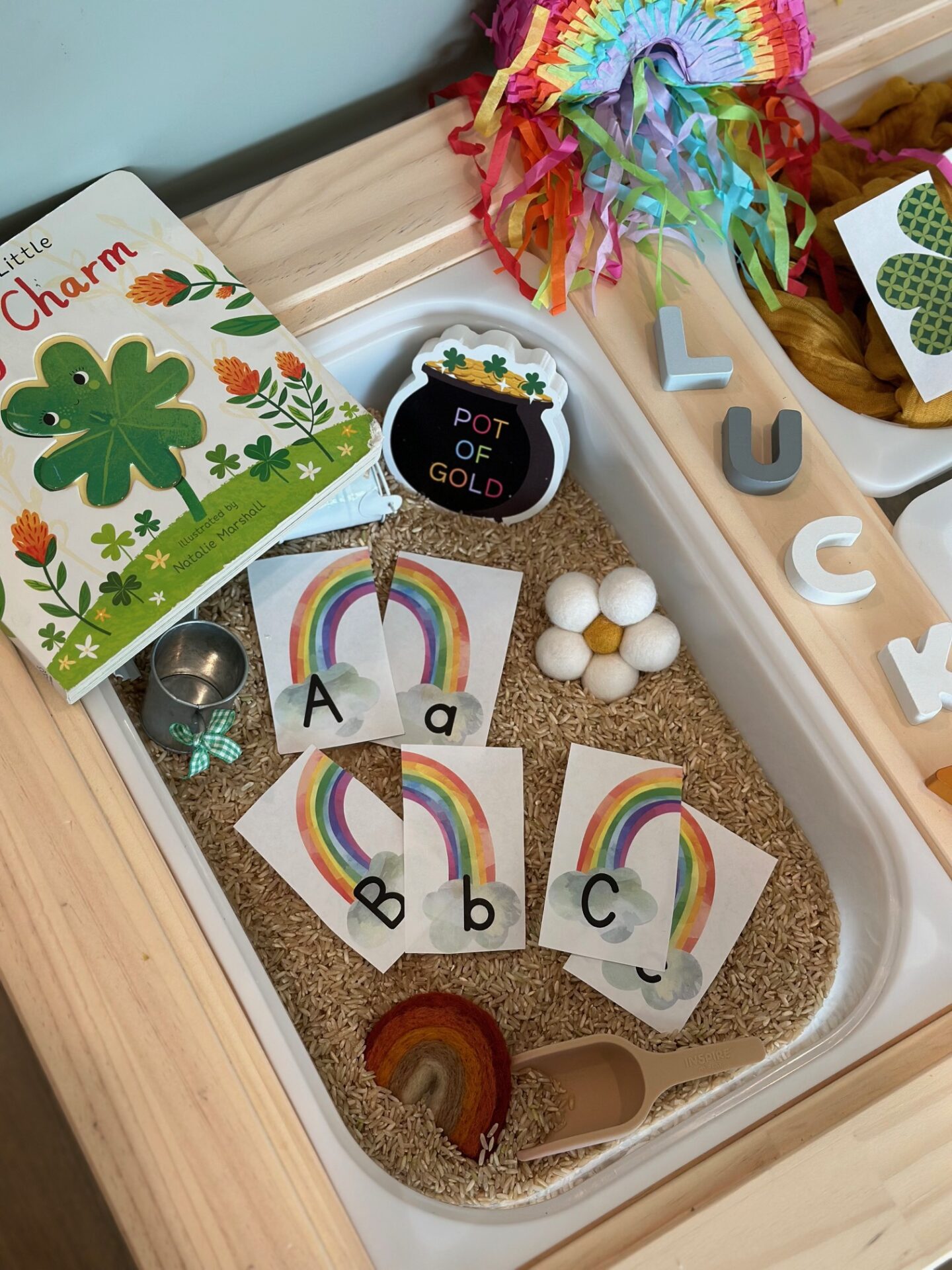 St. Patrick's Day sensory bin